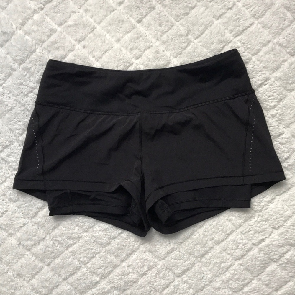 Lululemon Athletica Shorts Size 8, Black